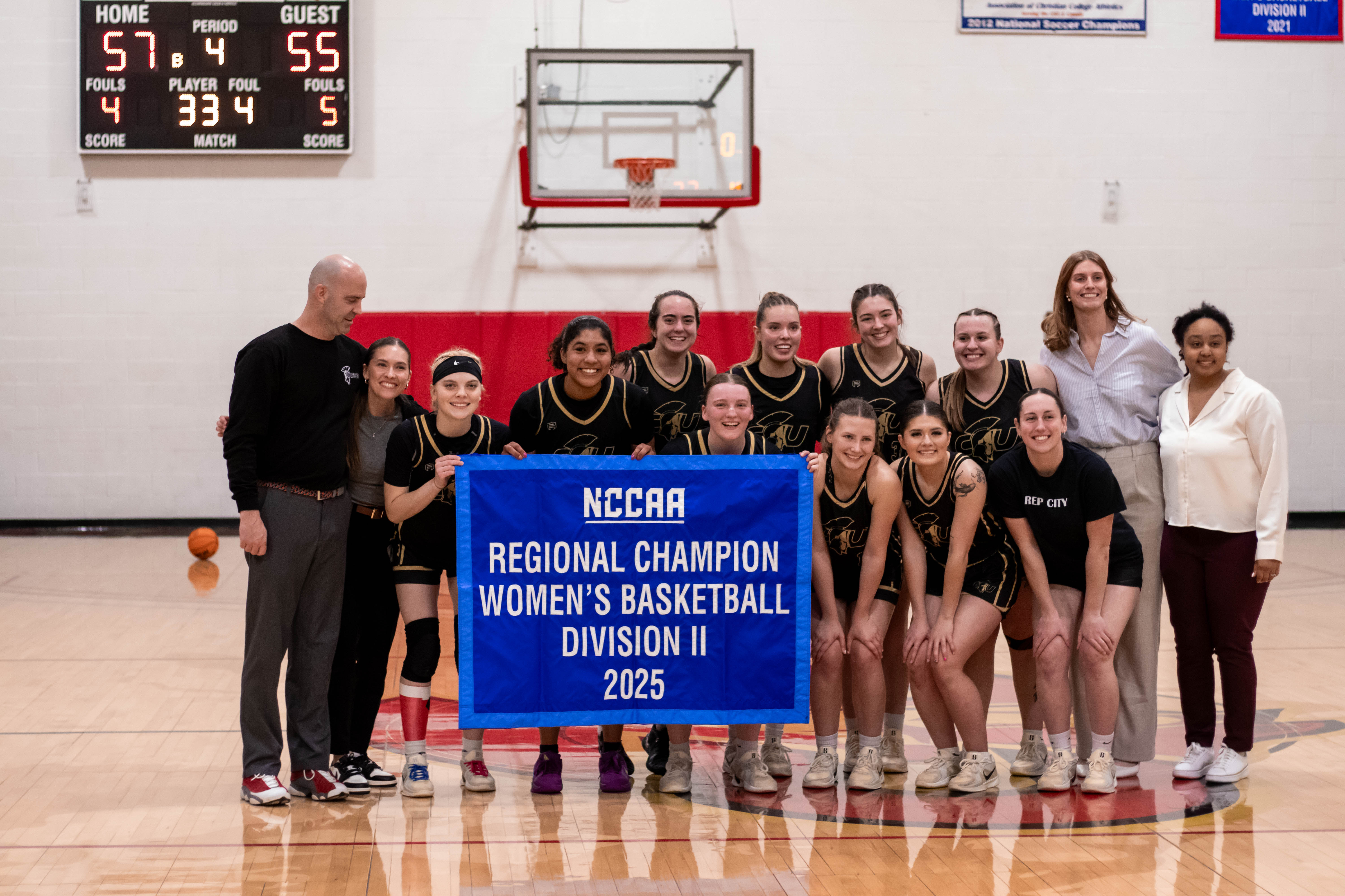 Women's Basketball Takes Back to Back Regional Championships